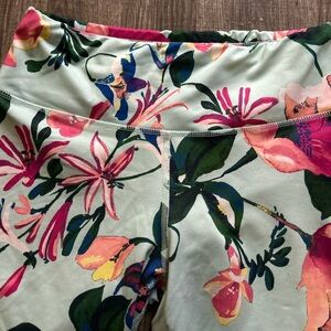 Floral workout leggings